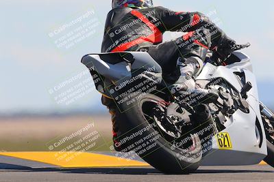 media/Oct-09-2022-SoCal Trackdays (Sun) [[95640aeeb6]]/Turn 9 Backside (120pm)/